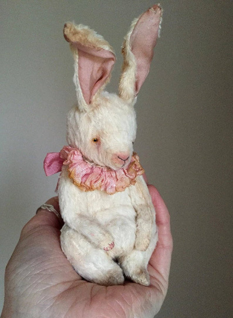 Kit to create viscose Easter Bunny Rabbit 4.5
