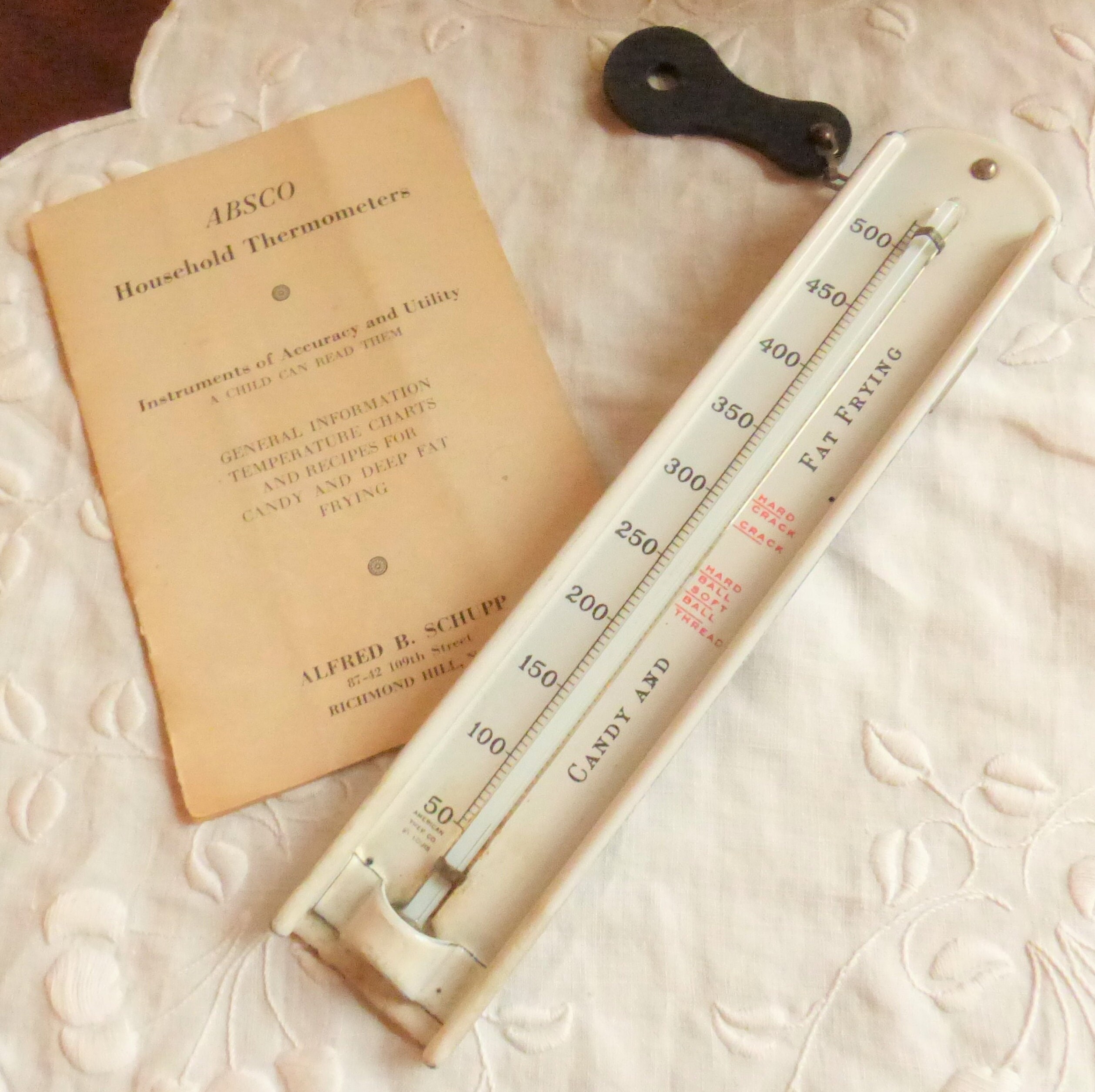 Candy / Fat Frying Kitchen Thermometer, White Enamel Enamelware, Clip