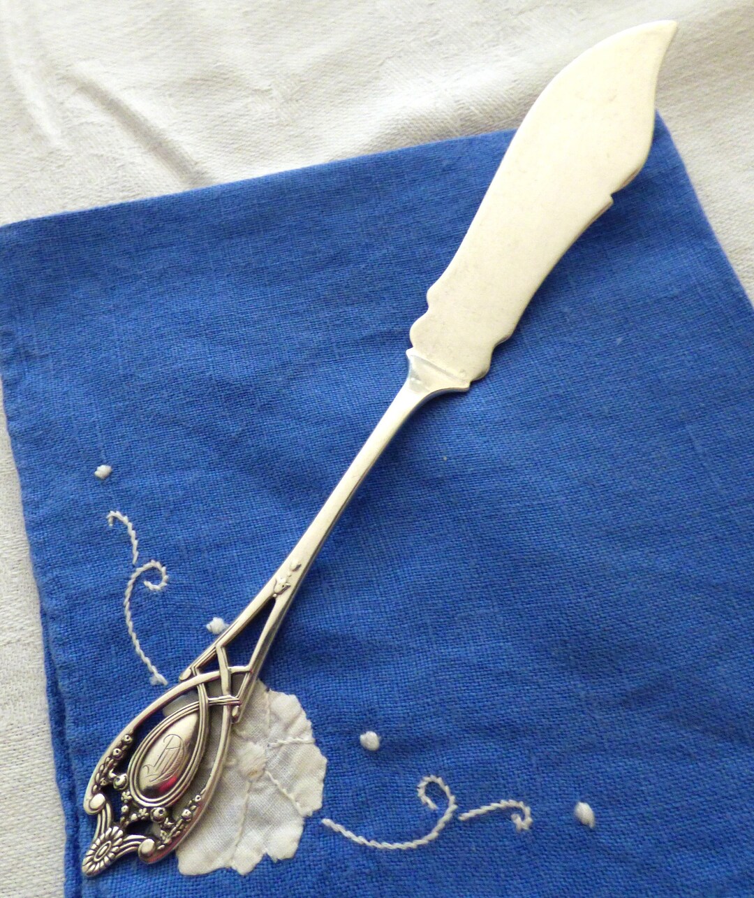 Lunt Sterling Silver, Monticello Pattern, Flat Handle Master Butter