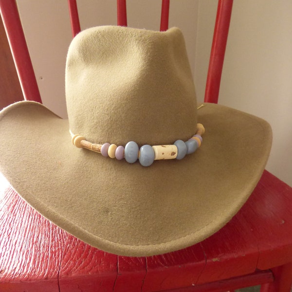 Woolrich Western Felt Hat, Light Cord and Beaded Band, Size 52, 21 Inch, Wide Brim, Women Boys Girls , Stylable, Cowgirl, Cowboy, Country