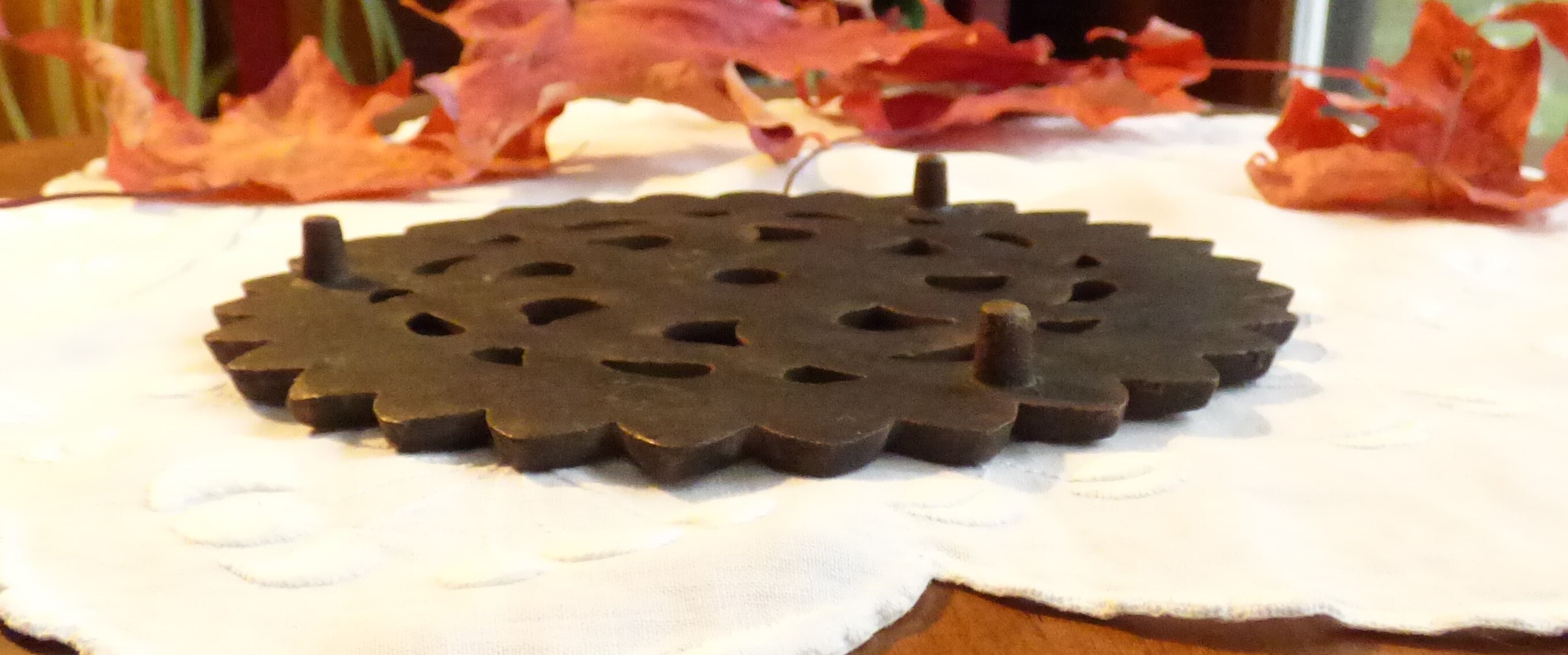 Cast Iron Trivet 3 legs Iron Art H Round 6 inch Mid Etsy