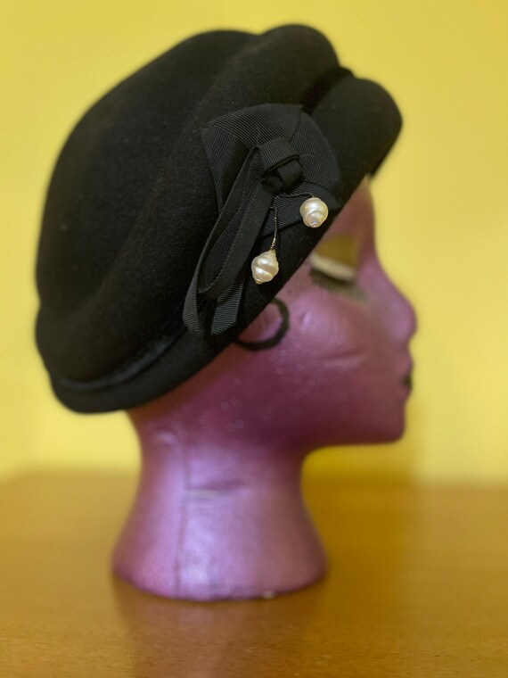 1950’s vintage Black pillbox hat with pearls/1950… - image 2
