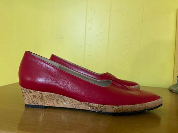 1960’s vintage Red leather and Cork sole wedge he… - image 3