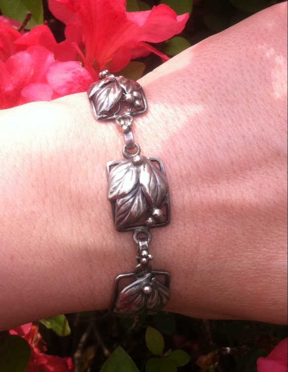 40's vintage Sterling silver leaves and berries li