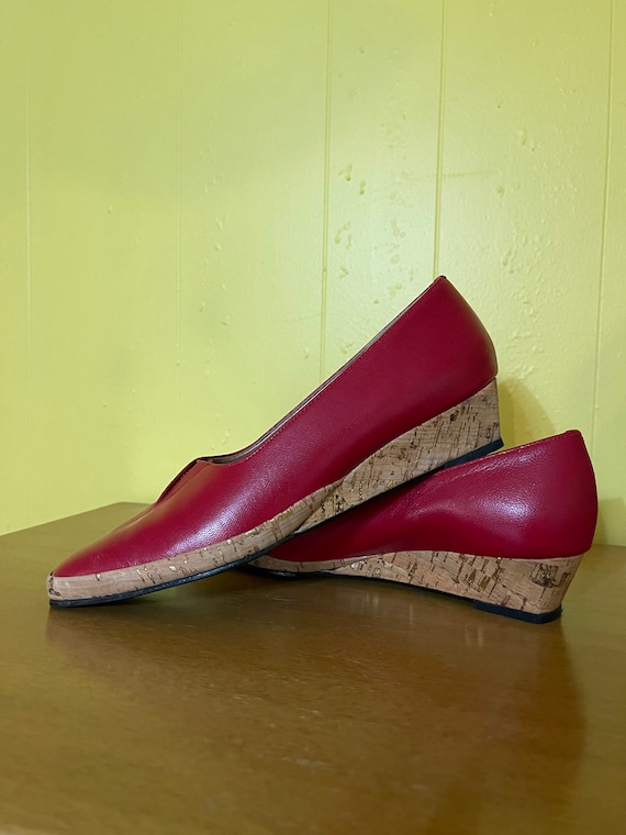 1960’s vintage Red leather and Cork sole wedge he… - image 2