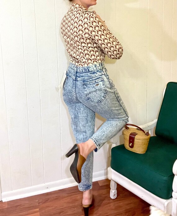 1980’s vintage acid washed high waisted jeans NWT… - image 9