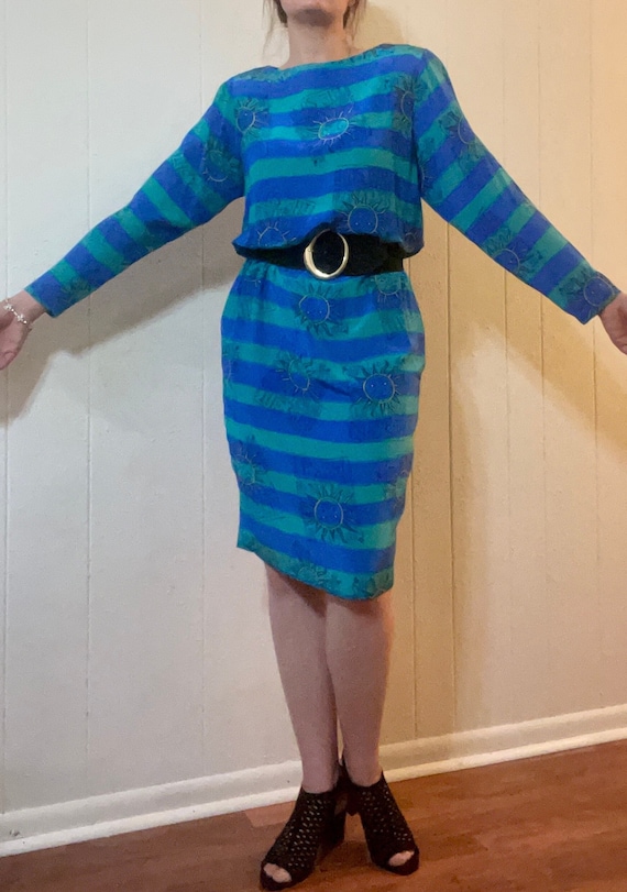 1980’s vintage Silk Op Art Sun print blue dress/1980’… Gem