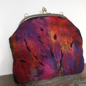 Abstract 3D design felt metal frame crossbody purse medium,