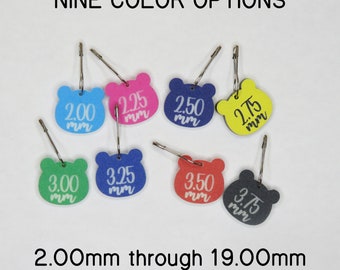 Engraved Acrylic Bear Head Crochet Markers | WIP Crochet Hook Reminders | Multiple sizes | Sets of 8