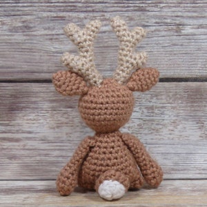 crochet deer
amigurumi deer
crochet doe
crochet buck
crochet animal
amigurumi animal