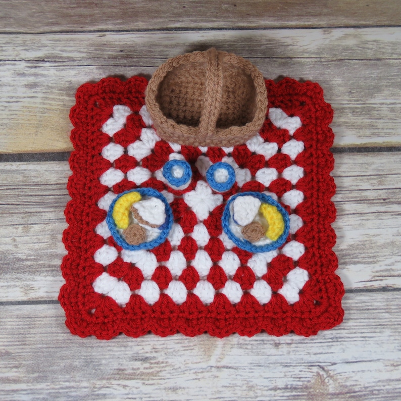 Crochet amigurumi picnic playset