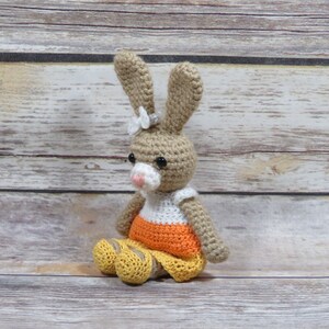 crochet rabbit
crochet halloween
crochet candy corn