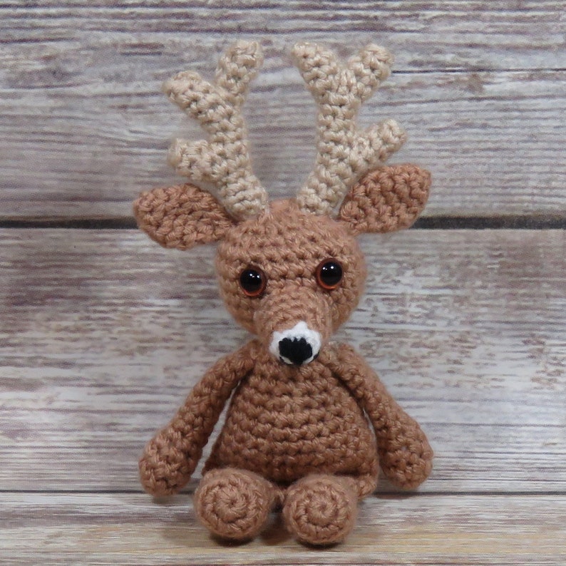 crochet deer
amigurumi deer
crochet doe
crochet buck
crochet animal
amigurumi animal