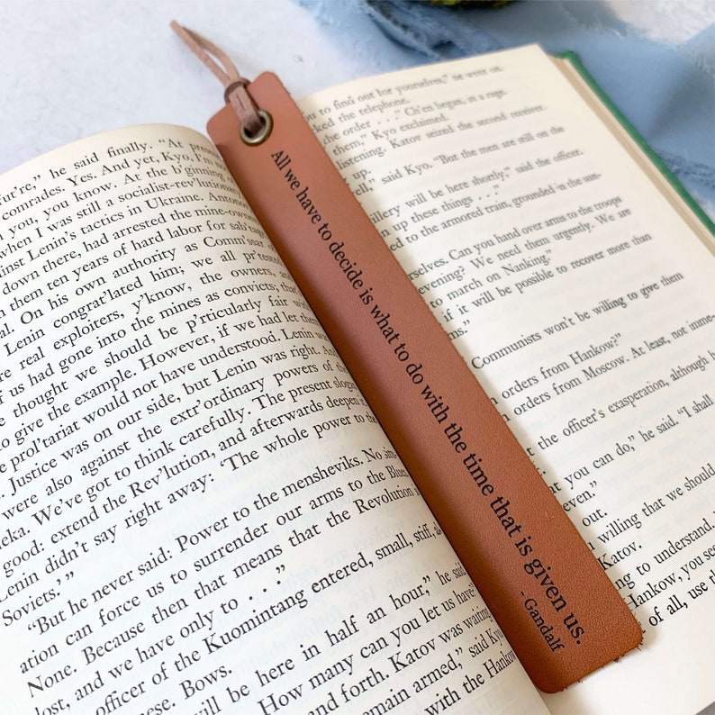 Leather Custom Quote Bookmark, Personalized Bookmark Favorite Quote, Book Lover Christmas Gift, Personalized Birthday Gift for mom dad image 3