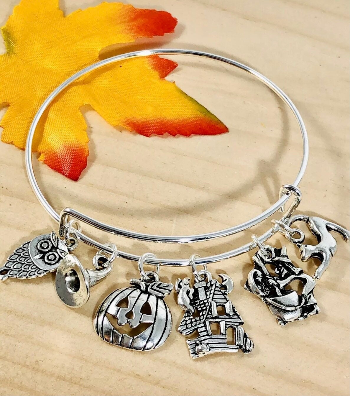 Halloween Witches Brew Pumpkin Haunted House Cat Owl charm Expandable Bangle Bracelet