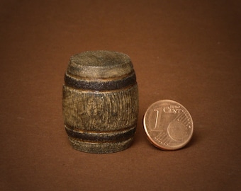 Barril de madeira em miniatura para casa de bonecas - acessório de elfo