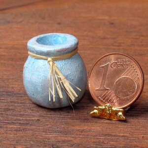 Mediterranean Miniature Crock for Your Dollhouse image 2