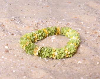 Lei de flores hawaianas en miniatura a escala 1:6