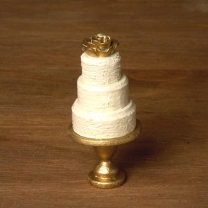 Elegant Miniature Rose Tart for your Dollhouse image 2