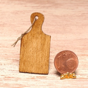 Rustic Miniature Cutting Board for Your Dollhouse Kitchen