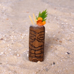 Taza tótem hawaiano en miniatura Tiki en tamaños del 1 al 6