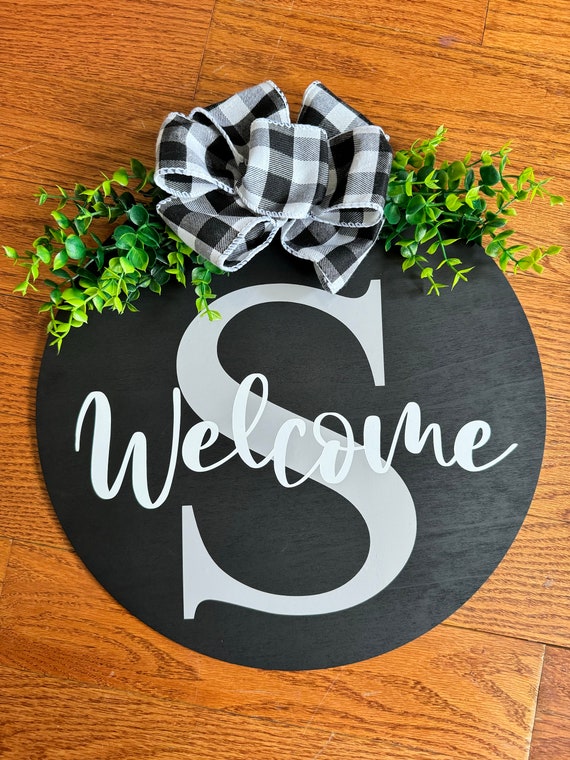 Custom Personalized Round Wooden “Welcome” Sign