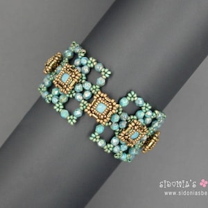 Buttons Beaded Bracelet Tutorial - Beading Tutorial - Swarovski Bezeled Chaton Bracelet - Beading Pattern