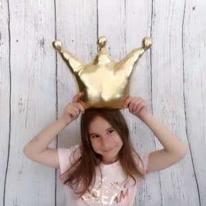 Gold crown pillow, gold nursery,cushion,baby bedding, decorative gold pillow,room decor,kids pillow, girls princess room,Metallic Cushion