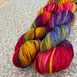 Hand Dyed Yarn, Bulky Yarn, Superwash Merino Wool, Rainbow Yarn, 3-ply Yarn, Speckled Yarn, Variegated Rainbow Yarn, Kittyskyrainbo