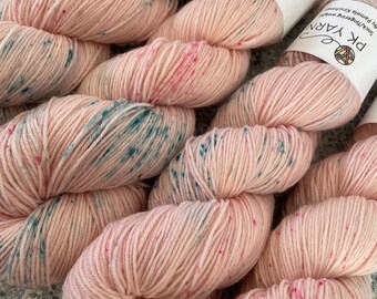 Hand Dyed Fingering Weight Sock Yarn, Superwash Merino Wool with Nylon, PK Yarn, 4-ply yarn, Sock Wool, Clara From Avent 2021, Speckled Yarn
