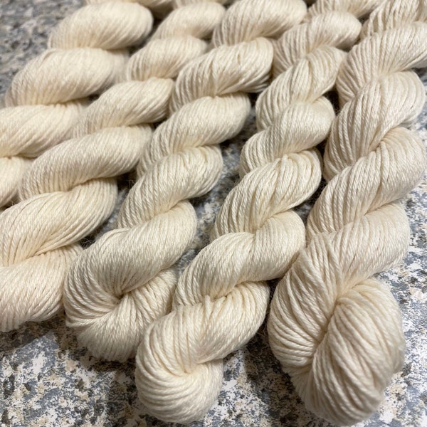 Undyed Fingering Weight Sock Yarn Mini Skein, 20 grams, 92 yards, Superwash Merino Wool with Nylon, PK Yarn