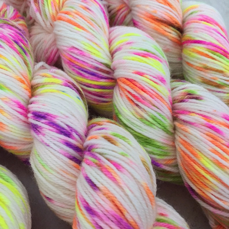 Hand Dyed Neon DK Weight Yarn Speckled Yarn Variegated Yarn Etsy
