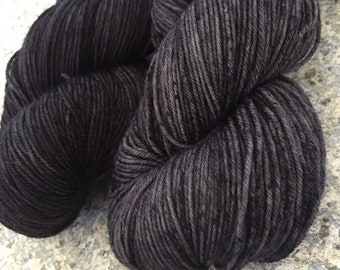 Kettle Dyed Speckled Fingering Weight Sock Yarn, Superwash Merino Wool with Nylon, Charcoal Gray, PK Yarn, Coal Dust