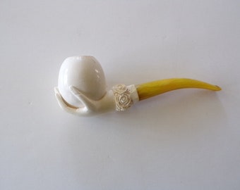 Meerschaum Pipe Hand Holding Egg Cup Yellow Stem Hand Carved