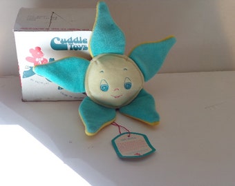 Sweet Pea Flower Rattle Cuddle Toys par Douglas Pride of America