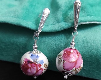 Grandmillennial jewelry Recycled Chinoiserie earrings Ceramic hand painted rose dangle earrings Sterling silver Сharming drop earrings