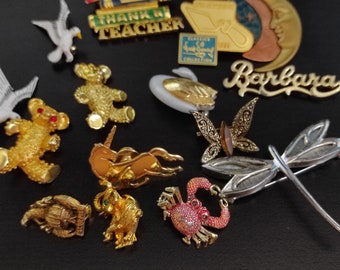Bulk Vintage brooch 14 tiny animal pins  lot 80s Miniature brooches Jewelry mystery box Wearable lot Crafters gift Brooch lover gift