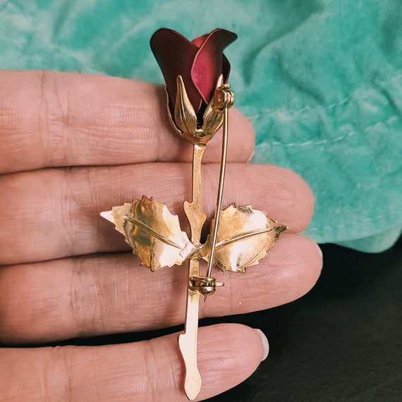 Retro jewelry Big red rose pin Gold metal flower … - image 8