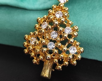 Eisenberg brooch Christmas tree pin Pave set crystals Festive winter holiday jewelry Clear crystals