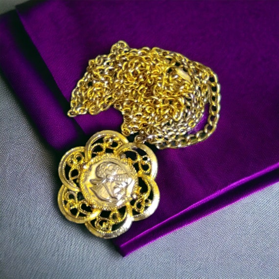 Vintage Greek medalion necklace Gold round pendant