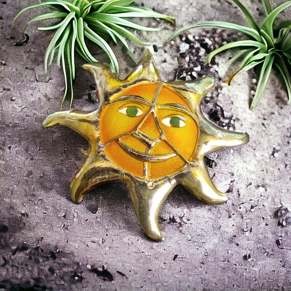 Whimsical brooch Large Sun Burst  pin Gold sun ha… - image 1