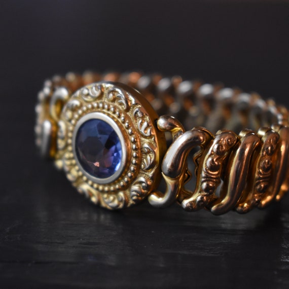 Expansion bracelet with crystal pat 1907 American