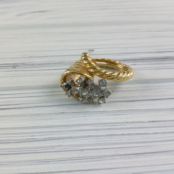 Vintage ring with crystals Ocean waves ring Gold … - image 2