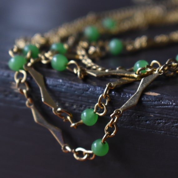 Green jade station necklace Long over the head ch… - image 2