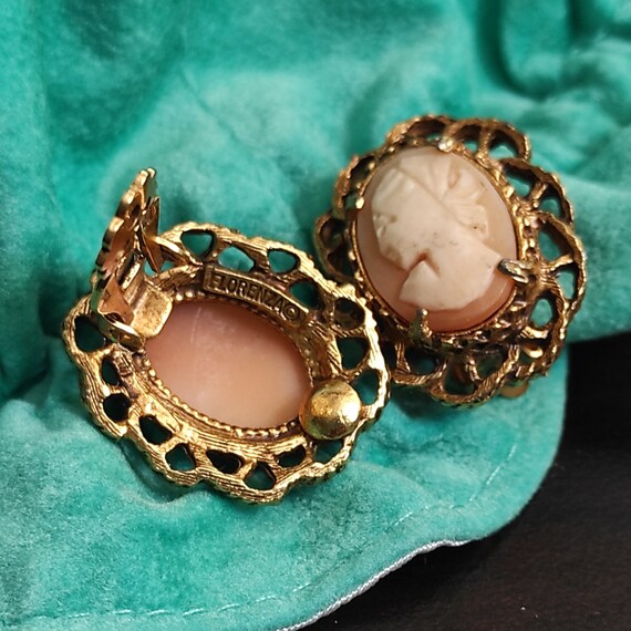 Vintage Florenza cameo earring Ugly cameo clip on… - image 6