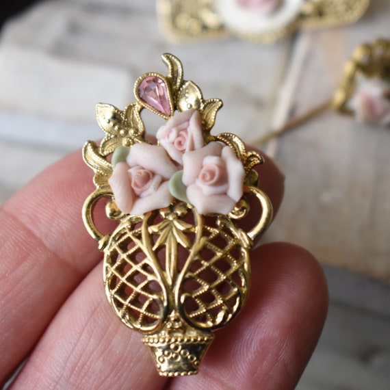 Vintage cottagecore jewelry set with ceramic flowers … Gem