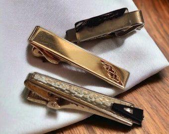 Vintage short tie bar Mid century modern Art Deco Designer signed Gold Tie Clip Thin tie clip Fathers day gift Retro wedding mens fashion