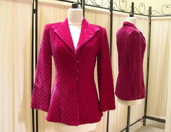 Women's 1940's evening jacket, quilted magenta vel