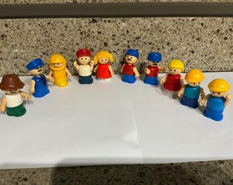 Vintage Playskool Li’l Playmates Figures/ Lot of 10