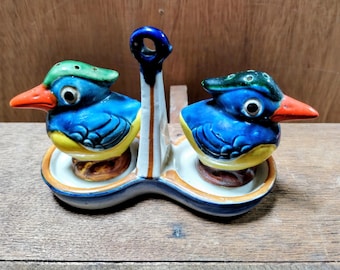 Vintage 1940s set of porcelain toucan salt shakers made In Japan